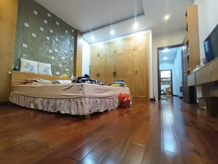 Phát hiện! Nhà Nguyễn Chí Thanh, phân lô, ô tô, giáp phố, dân xây 62m2*6T