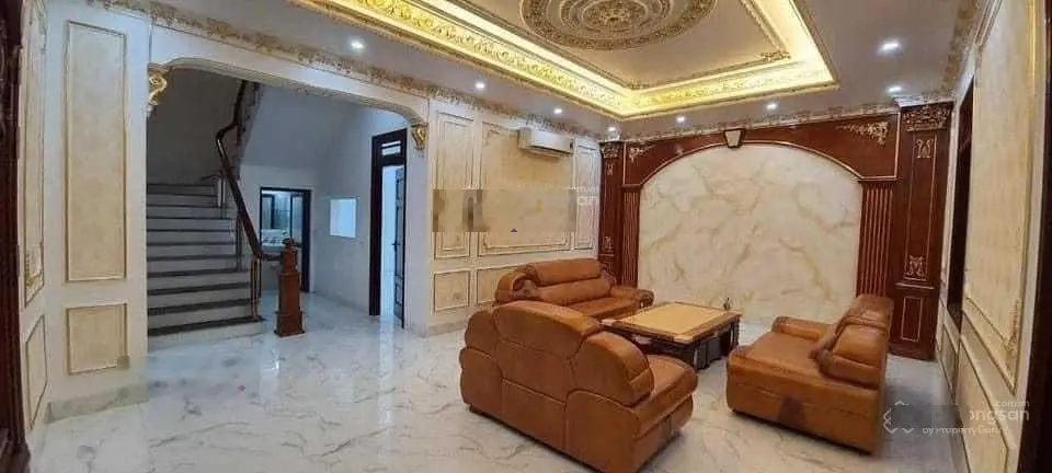 Bán mảnh đất sẵn biệt thự đang cho thuê 20tr/ tháng. Hơn 1000m2 giá 34 tỷ. TP. Ninh Bình sẵn sổ đỏ