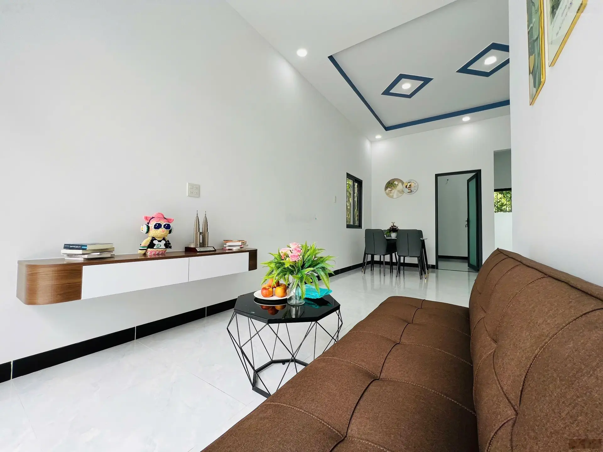 Bán nhà Trung tâm thị trấn diên khánh, nhà 2 phòng ngủ, nhà mới đẹp giá bán 1,950 tỷ