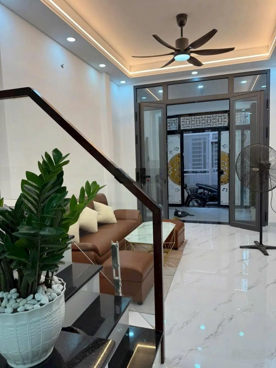 Bán Nhà Quận 7, Đường Huỳnh Tấn Phát, Phường Tân Thuận Đông 4m x 16m Nhà 2 Tầng 4pn Giá 5,2 Tỷ.