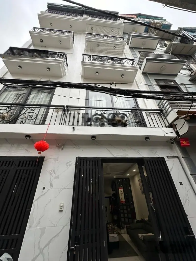 Phân lô nhà mới - ô tô vf3 vào nhà - 2 thoáng trước sau - tt hai bà trưng - full nội thất - ngõ rộ