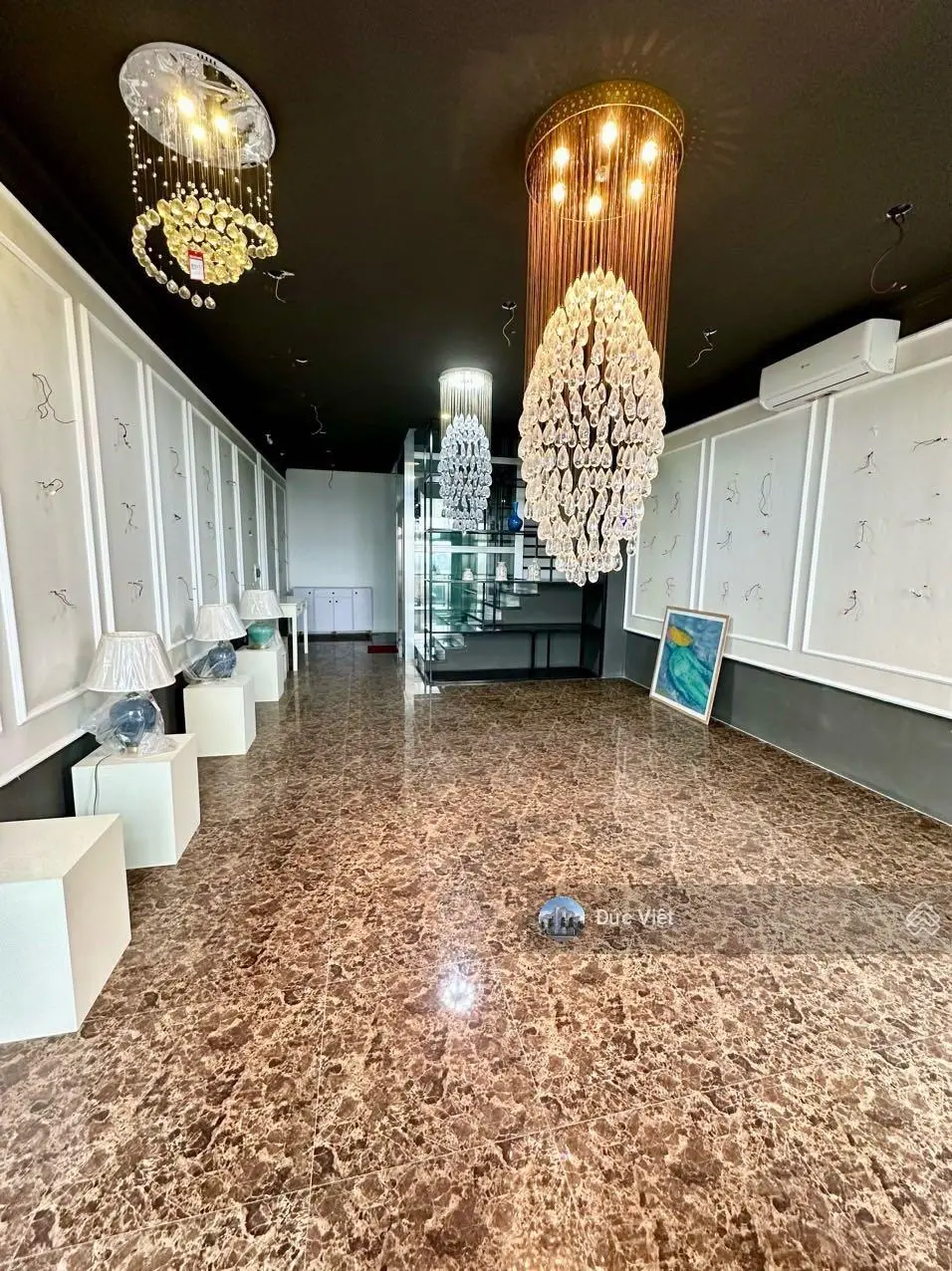 Chính chủ cần bán shop SB23 mặt đường 40m giá tốt nhất thị trường
