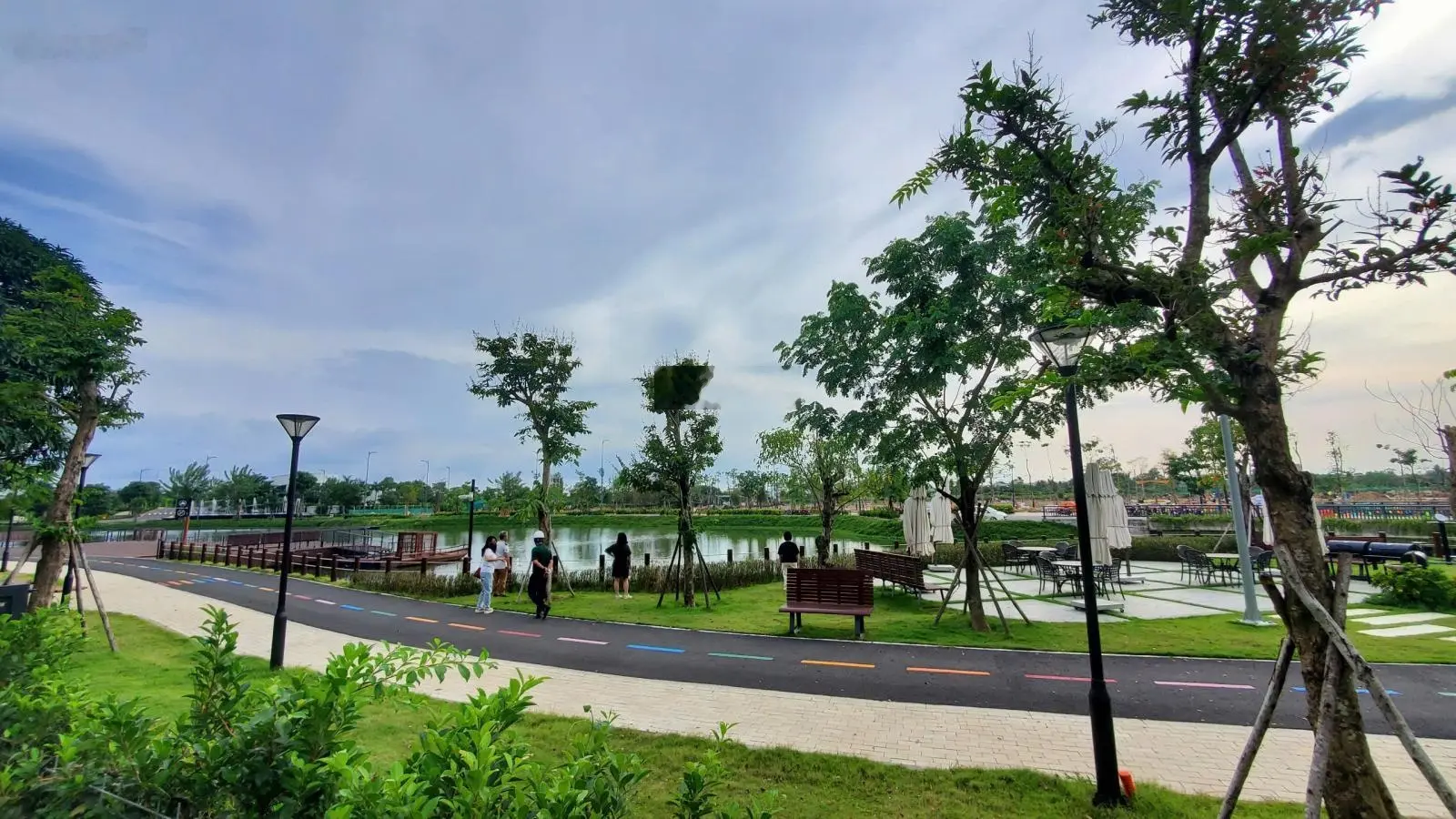 Bán lỗ hơn 900triệu-căn biệt thự The Bliss 177m2 (9+13x16)dự án ID Juntion Long Thành nhận nhà ngay