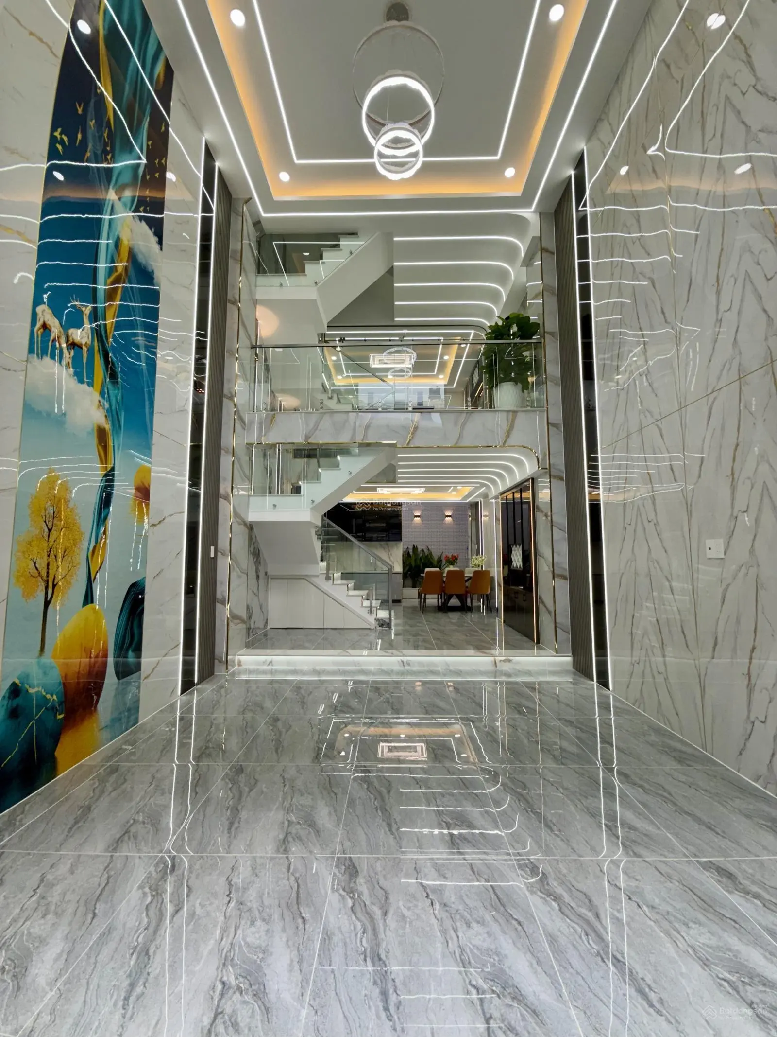 Nhà bên Chợ Hạt Điều, đường Dương Thị Mười, DT:4,5x13M, Lửng, 3Lầu, 4PN, Gara ô tô, Sân thượng, Q12