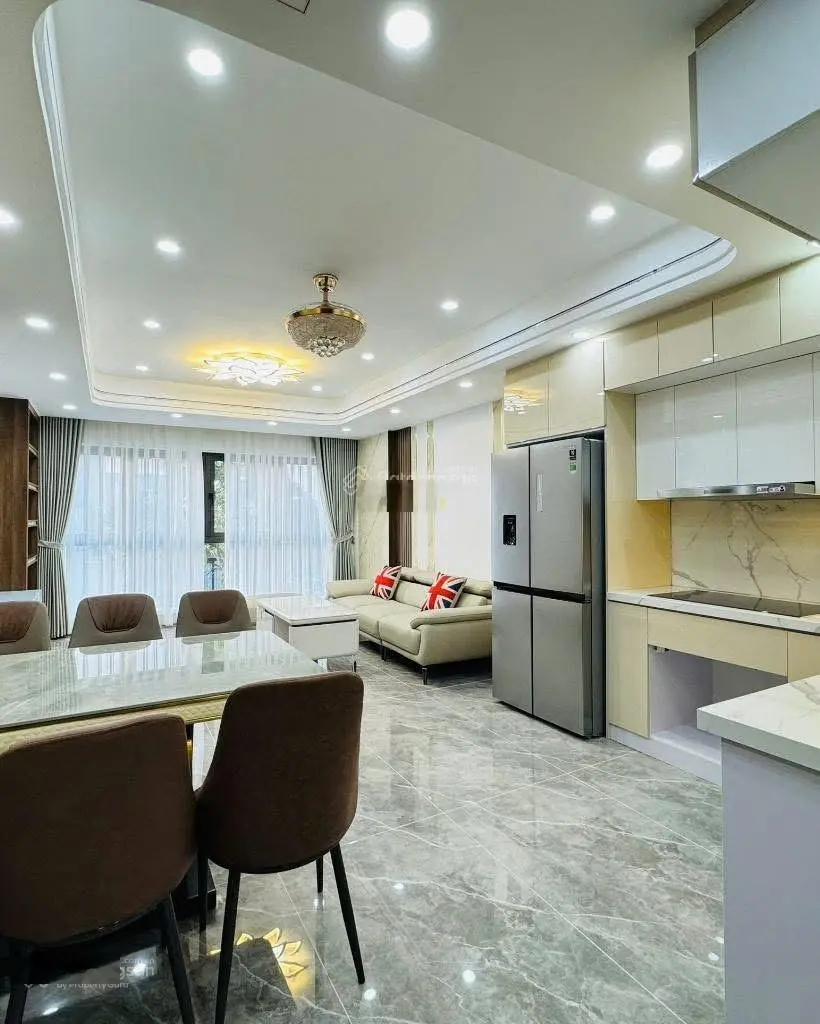 39 tỷ nhỉnh có nhà mặt phố Trung Kính - 8 tầng * 76.5m2 - ô tô tránh - view 3 mặt phố
