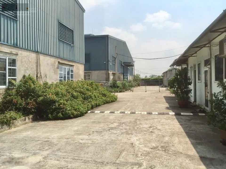 Cần chuyển nhượng nhà xưởng KCN Quang Minh DT 6000m - 1,1 ha - 2 ha, sẵn nhà xưởng
