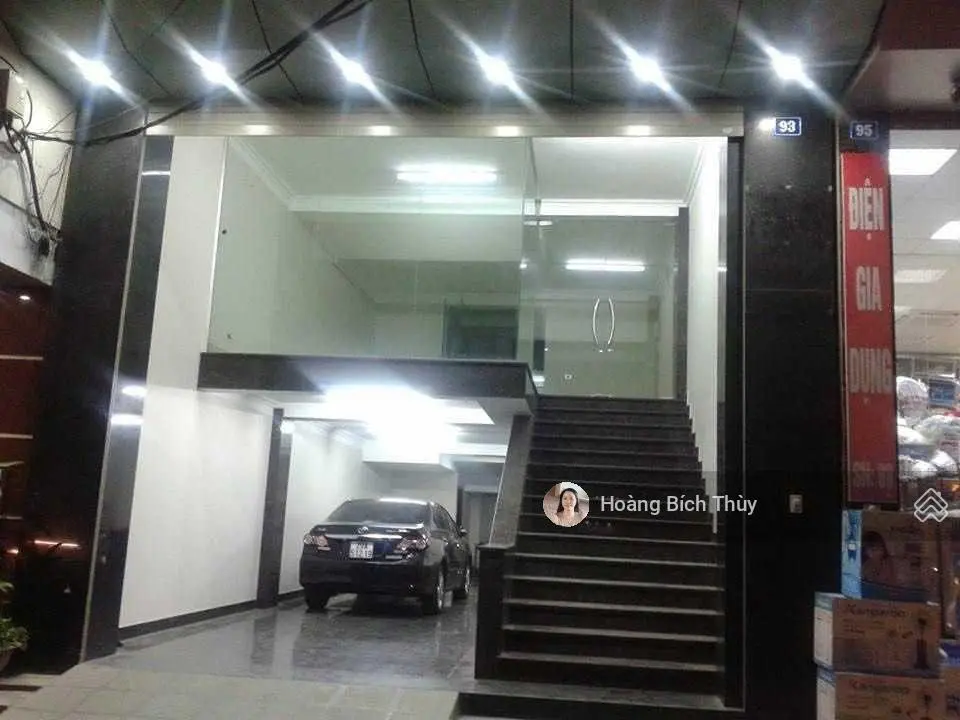 Bán tòa 6 tầng 1 mặt phố 1 mặt ngõ ôtô - MP Đội Cấn - 110m2 MT: 5.5m, 38 tỷ - kinh doanh sầm uất