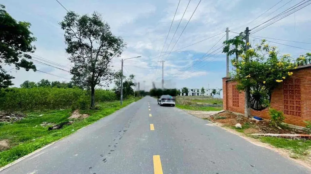 210m Ngay Đối Diện Khu Dân Cư Phan Gia Xã Long Mỹ Giá Chỉ 1,4 tỷ Dt 6x