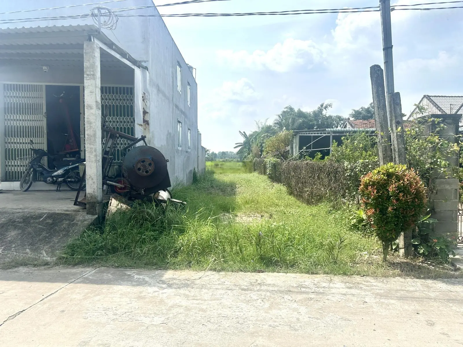 Bán lỗ 138m2 đất thổ cư xã Mỹ Hạnh Nam giá 1,35 tỷ vị trí kinh doanh