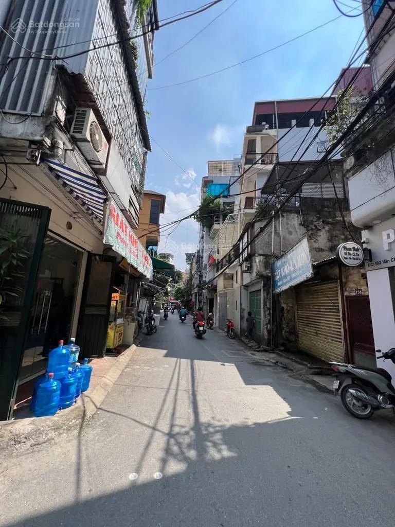 Chủ đầu tư uy tín có 1 lô 3 căn nhà mới Văn Chương, Đống Đa, DT 39m2 x 6 tầng, MT 4m giá: 7.5 tỷ TL