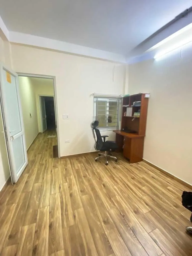 Bán nhà Đền Lừ - Hoàng Mai - ô tô đỗ cửa - kinh doanh - văn phòng sổ riêng 44m2 5 tầng giá 7,6 tỷ