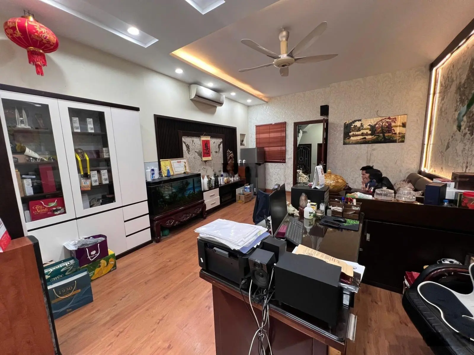 Nhà hiếm, đẹp Trần Quốc Hoàn, 2 mặt ngõ ô tô, diện tích 40m2 x 5T, kinh doanh đỉnh, 14,9 tỷ có TL