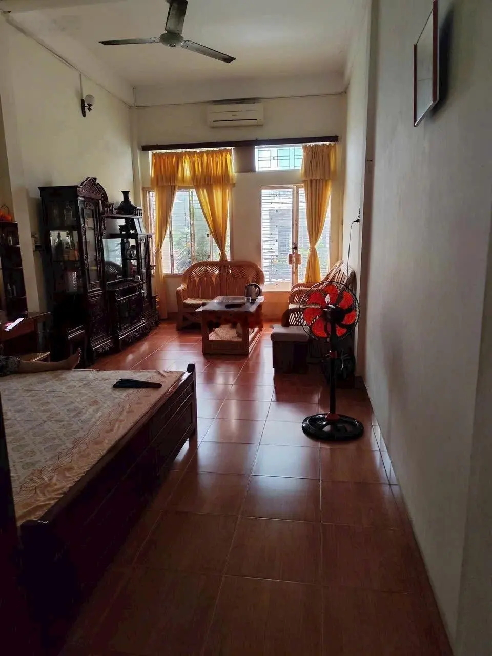 Cần bán nhà 4 tầng đường Đống Đa , cách gã 4 Trần Nguyên Hãn 10m