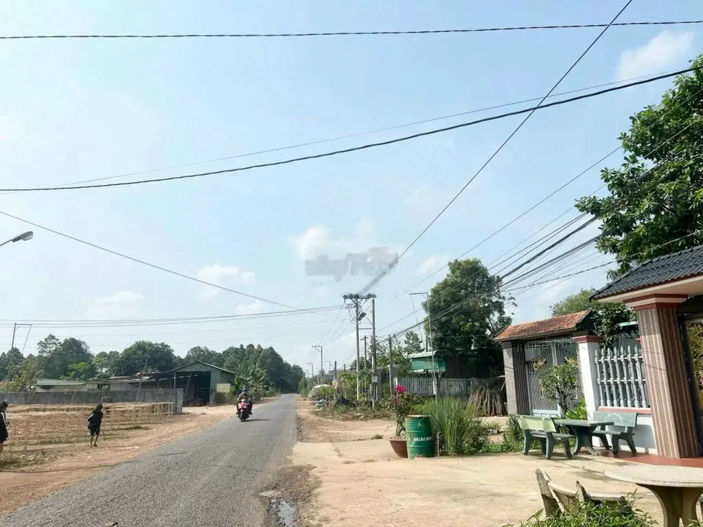 ngân hàng phát mãi lô 250m2,thổ cư,sổ sẵn chỉ 320tr sát KCN Đồng Xoài.