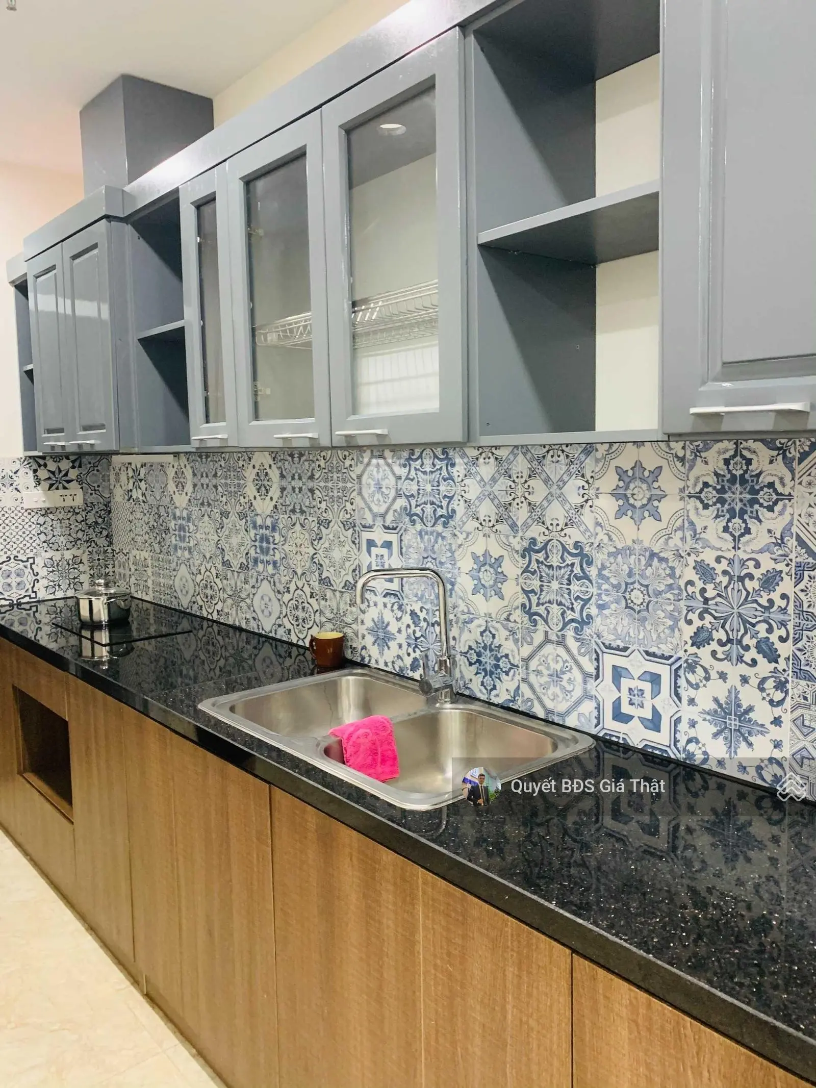 (Giá thật) chính chủ bán căn 102m2 3PN + 2WC tầng cao view thoáng full nội thất giá 7.2 tỷ CC A10