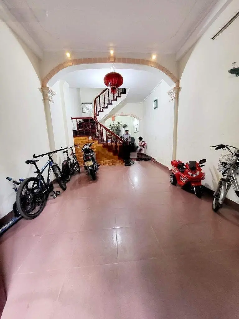 Phân lô Duy Tân, Cầu Giấy, ôtô tránh, thoáng, hiếm nhà bán 50m2 x 6 T, MT 4 m giá: Nhỉnh 16 tỷ