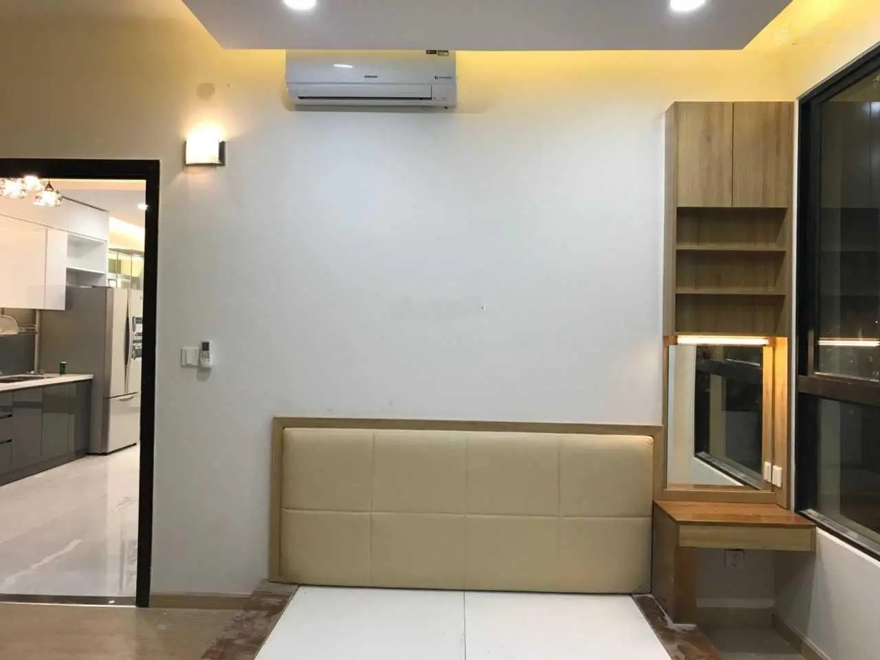 Bán 75m2 2PN2WC FULL NT 2ty410 hổ trợ vay 70% tại ĐỨC KHẢI Quận 7 alo em xem nhà 0869 902 ***