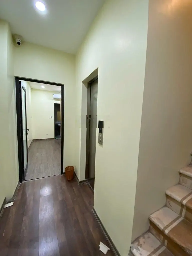 Bán nhà phố Ngọc Hà, gần phố, thang máy, vừa ở vừa cho thuê DT: 56m2, 6T, MT 4,1m, 16,3 tỷ