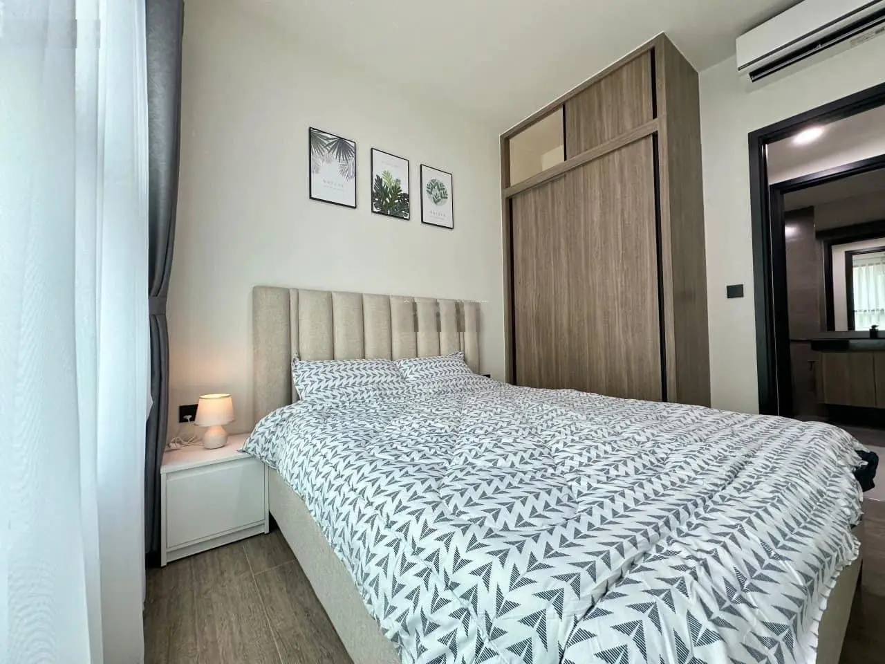 CHÍNH CHỦ CẦN BÁN GẤP CĂN HỘ THẢO ĐIỀN QUẬN 2, 2PN2WC, 72M2, GIÁ 2TỶ300TRIỆU