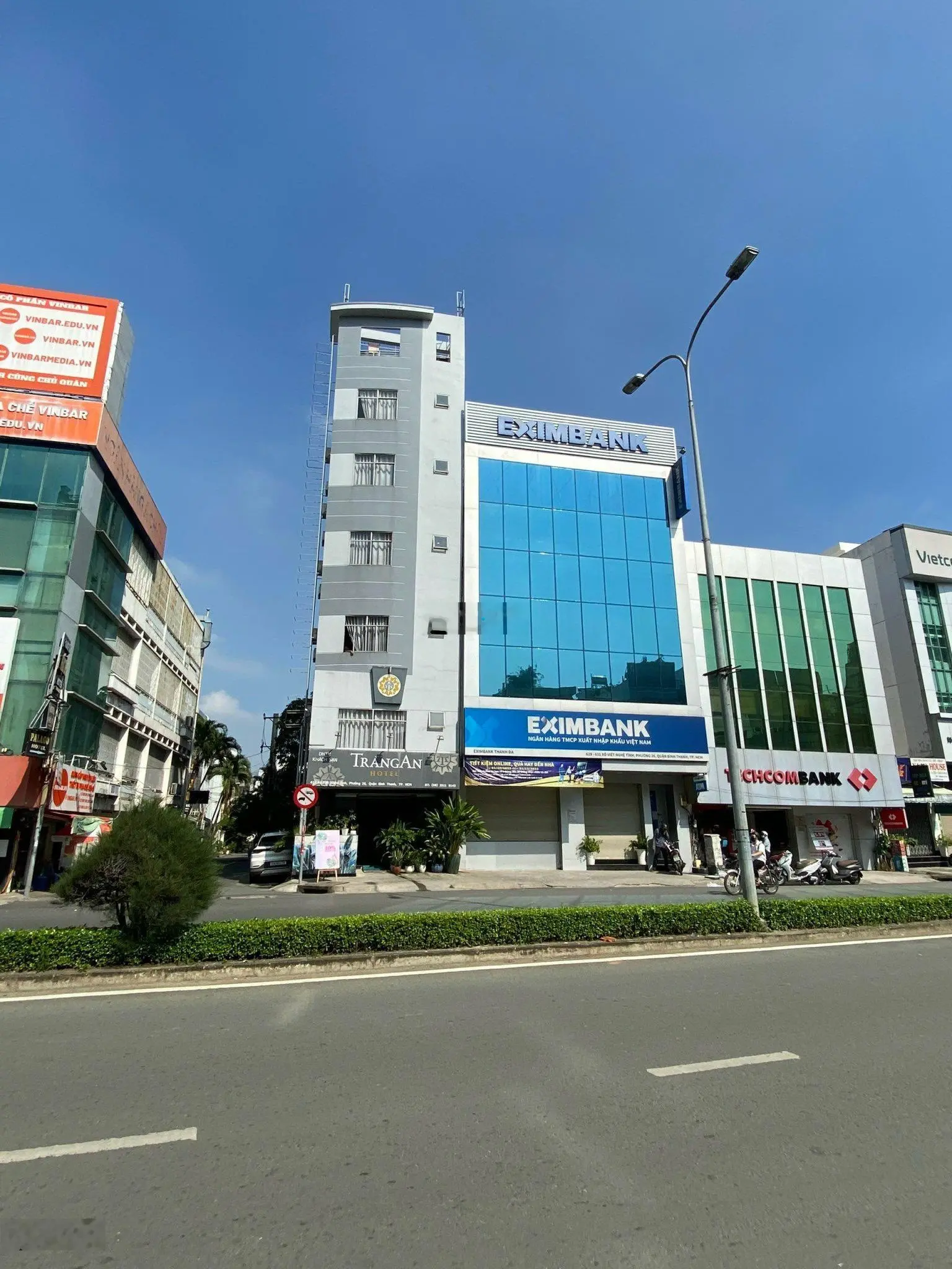 Bán nhà mặt phố tại P25 Bình Thạnh, giá tốt nhất chỉ 20,5 tỷ, 65m2