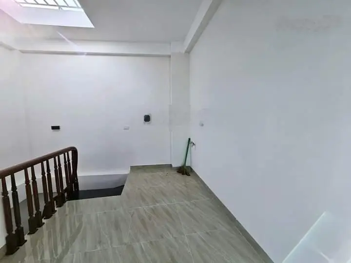 Siêu phẩm nhà mơi cầu giấy, ở ngay 34m trần quốc vượng 7.2tỷ ,vị trí đắc địa khu cầu giấy xuân thủy