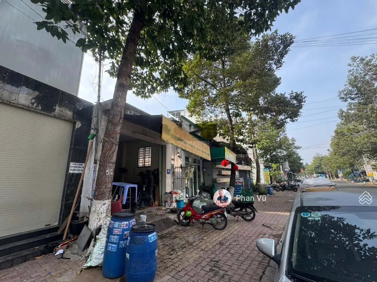 Bán nhà 3 tấm mặt tiền Nguyễn Trung Trực, sát chợ Dĩ An 1,vị tri đẹp . Lh: 0909.290.286