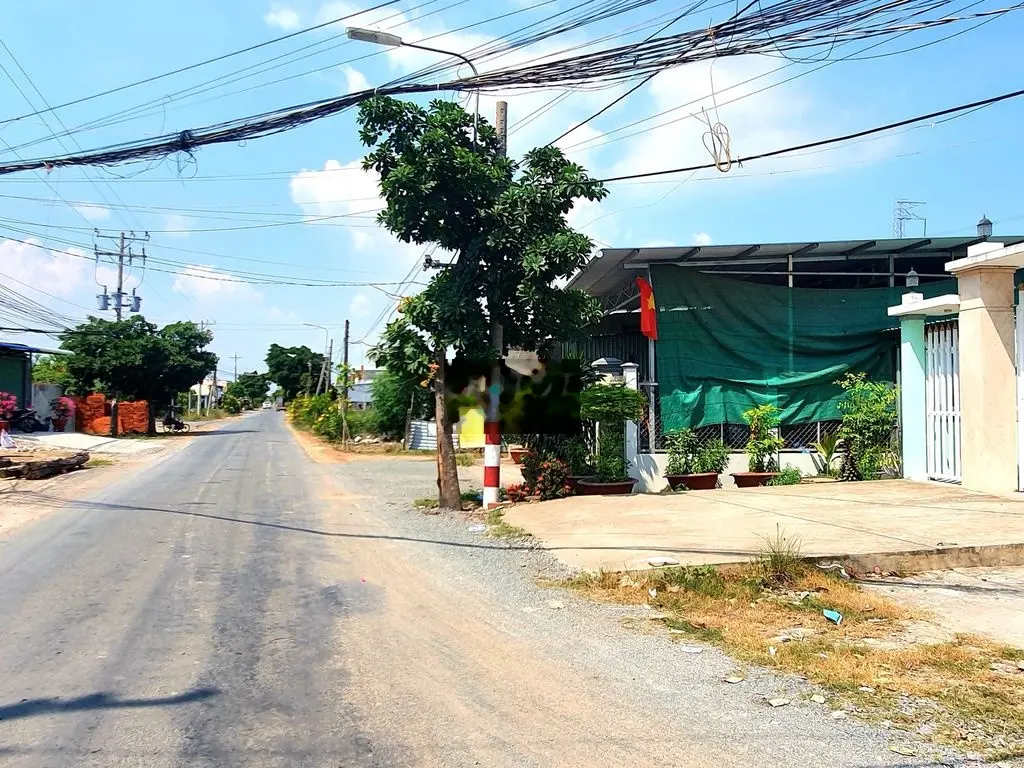 Chính chủ gửi bán 607m2, có nhà, vườn cây ăn trái, cách TPHCM chỉ 30p