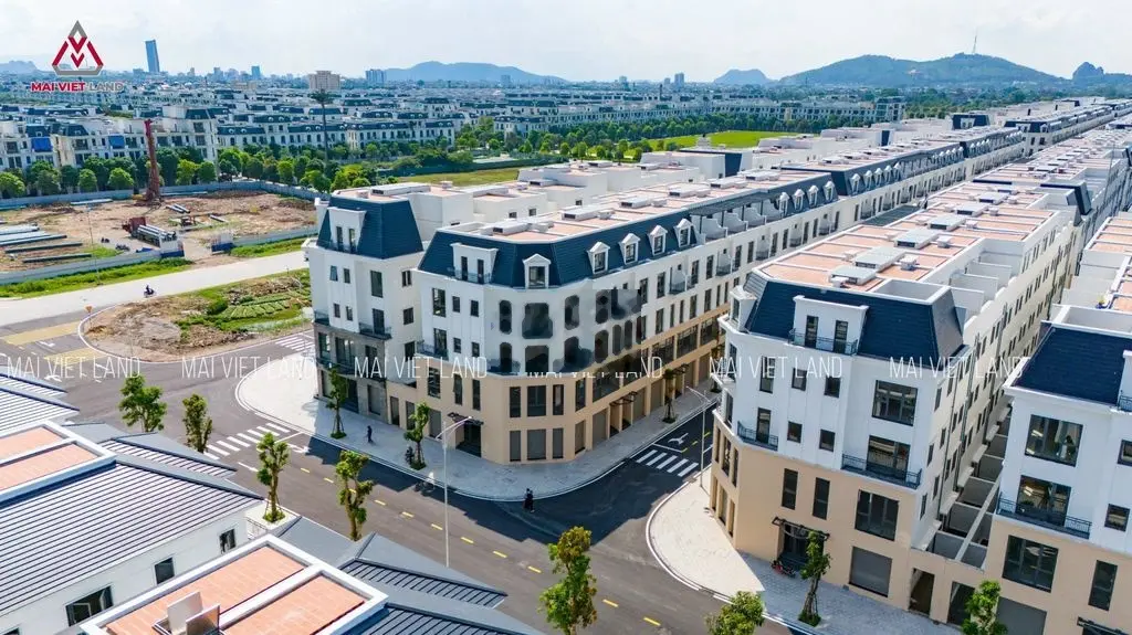 CHỈ VỚI HƠN 1 TỶ SỞ HỮU NGAY NHÀ 5 TẦNG TRUNG TÂM THÀNH PHỐ THANH HÓA