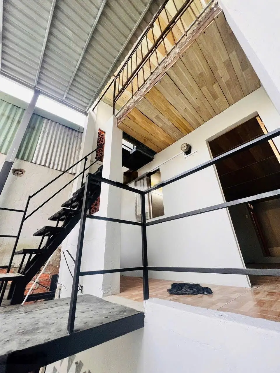 Bán nhà mặt tiền đường Chu Thiên quận Tân Phú