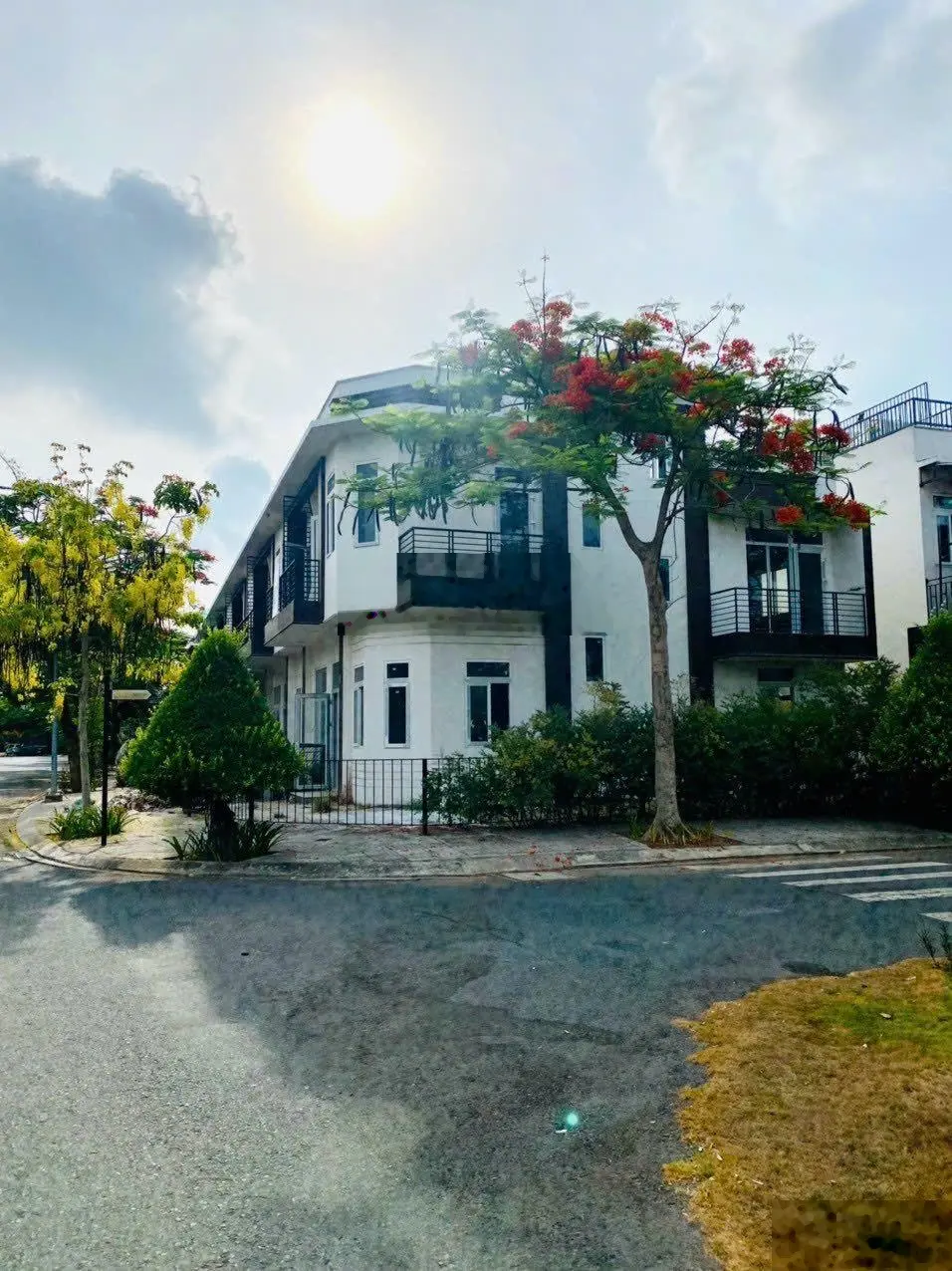 Chủ kẹt tiền bán gấp căn nhà phố MT dự án Riverside 1,7 tỷ. 1 trệt 2 lầu