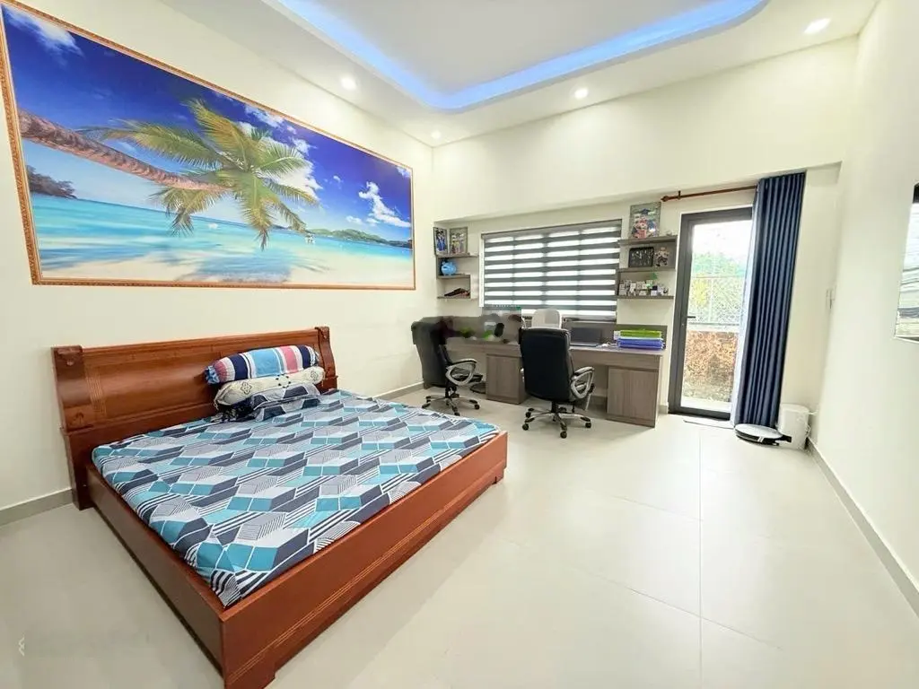 Bán nhà Tôn Thất Thuyết Quận 4 - hẻm ôtô - 50m2 - 4 Tầng - chỉ 6 Tỷ nhỉnh - Tiện kinh doanh