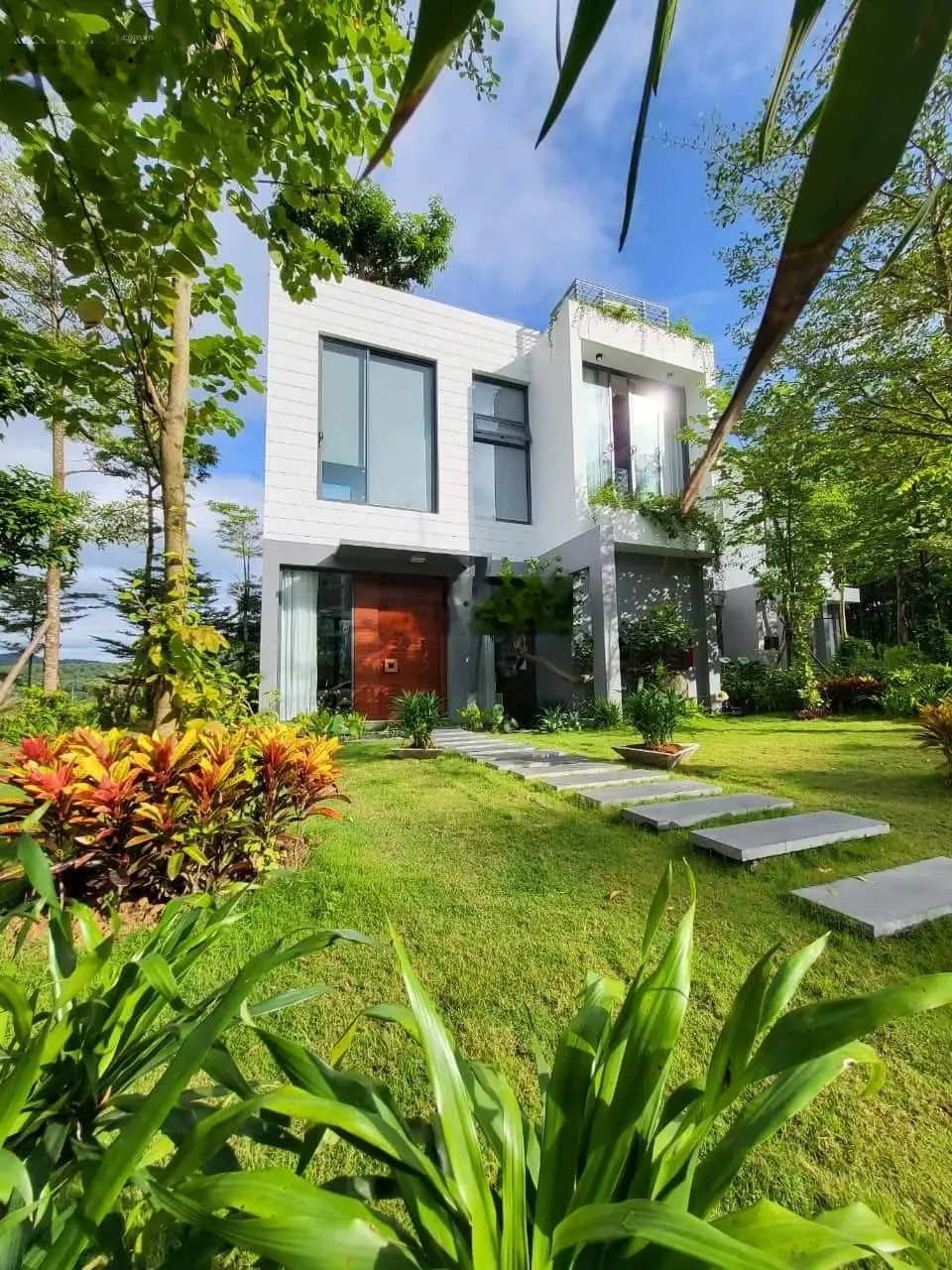 Quỹ căn thô và hoàn thiện Venus Flamingo Đại Lải view hồ, ngắm Thung Lũng Thanh Xuân SD 380m2, 10tỷ