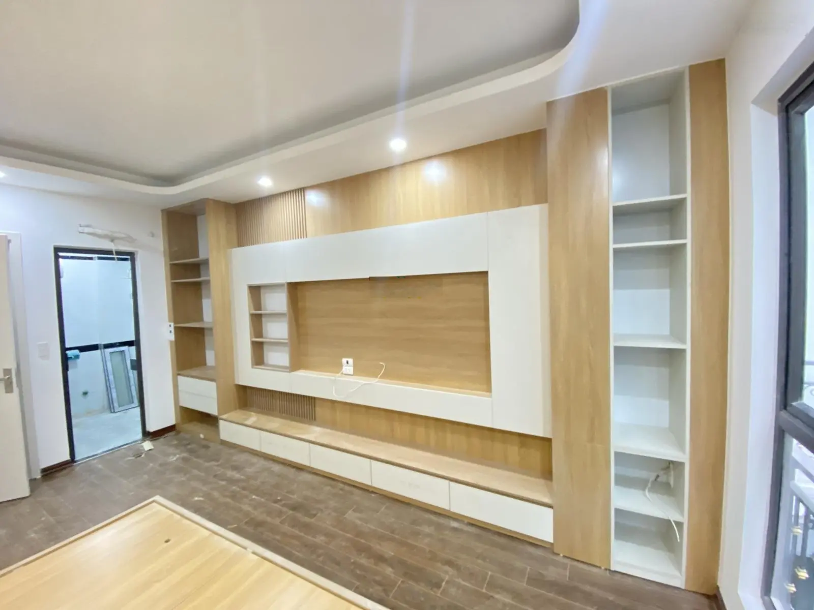 Chính chủ bán nhà Ngọc Hà - Hoàng Hoa Thám - Ba Đình. 6 tầng thang máy. Giá nhỉnh 9 tỷ.
