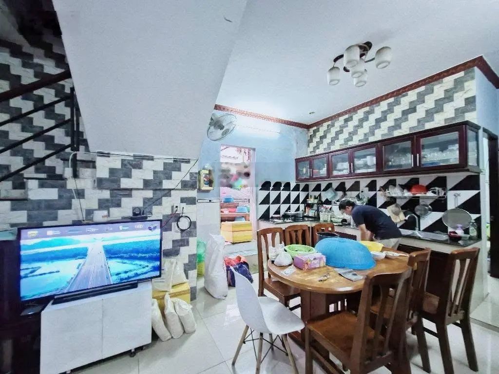 Chủ định cư nước ngoài cần bán gấp nhà ngay Đặng Văn Bi Trường Thọ Thủ Đức, 82m2, ngang 4.6m, SHR