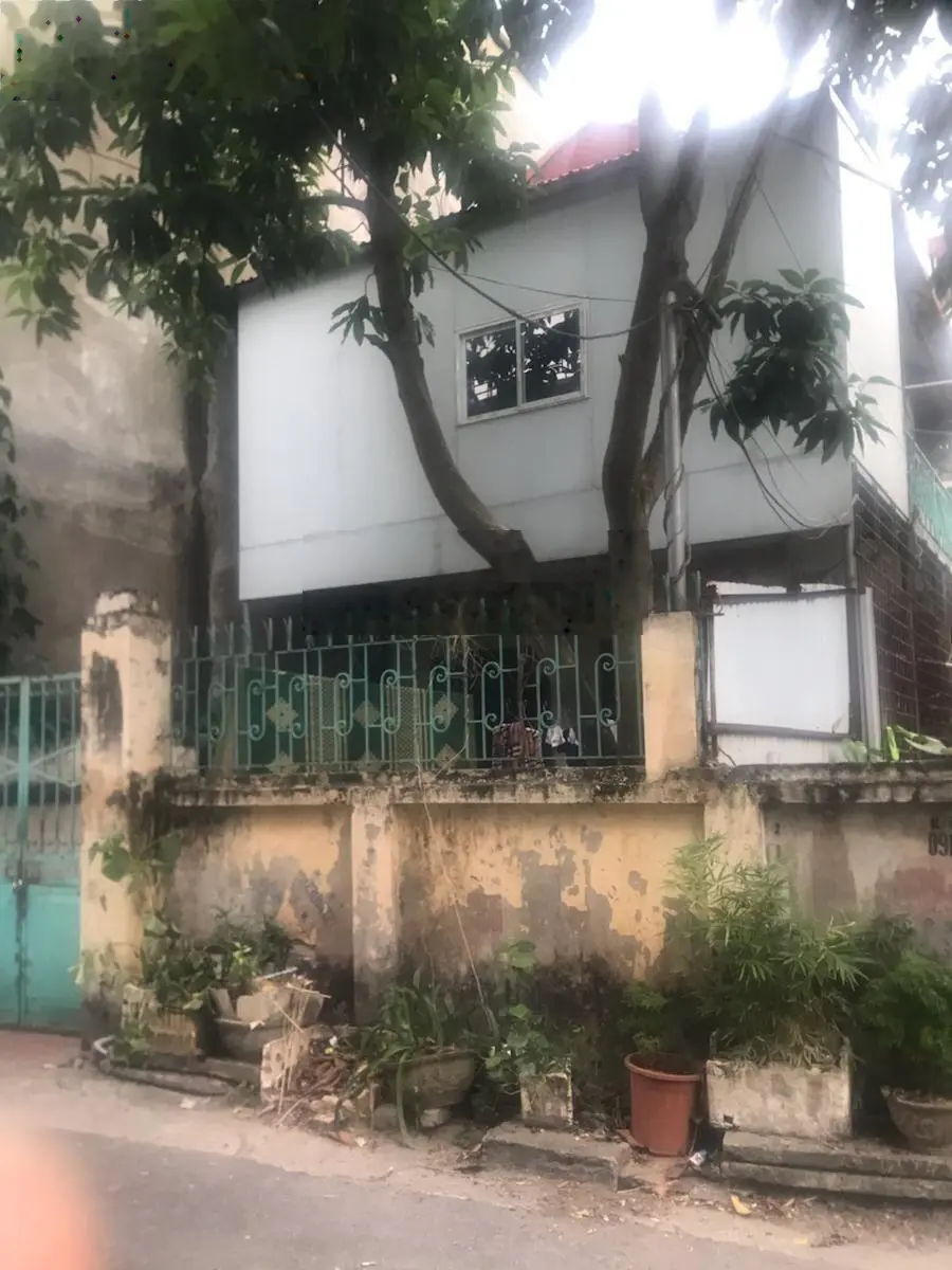 Bán gấp nhà siêu hiếm 90m2 x 2 tầng mặt 5.5m đường ô tô tránh chủ mới làm gì cũng Đỉnh