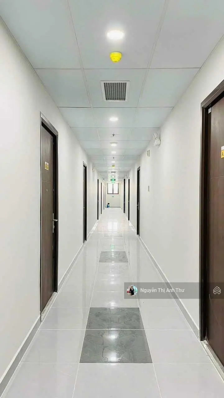 Bán nhanh 2PN, giá FULL 100%, view hồ bơi, tầng đẹp, SHR, Sang tên ngay. LH 0903 010 ***