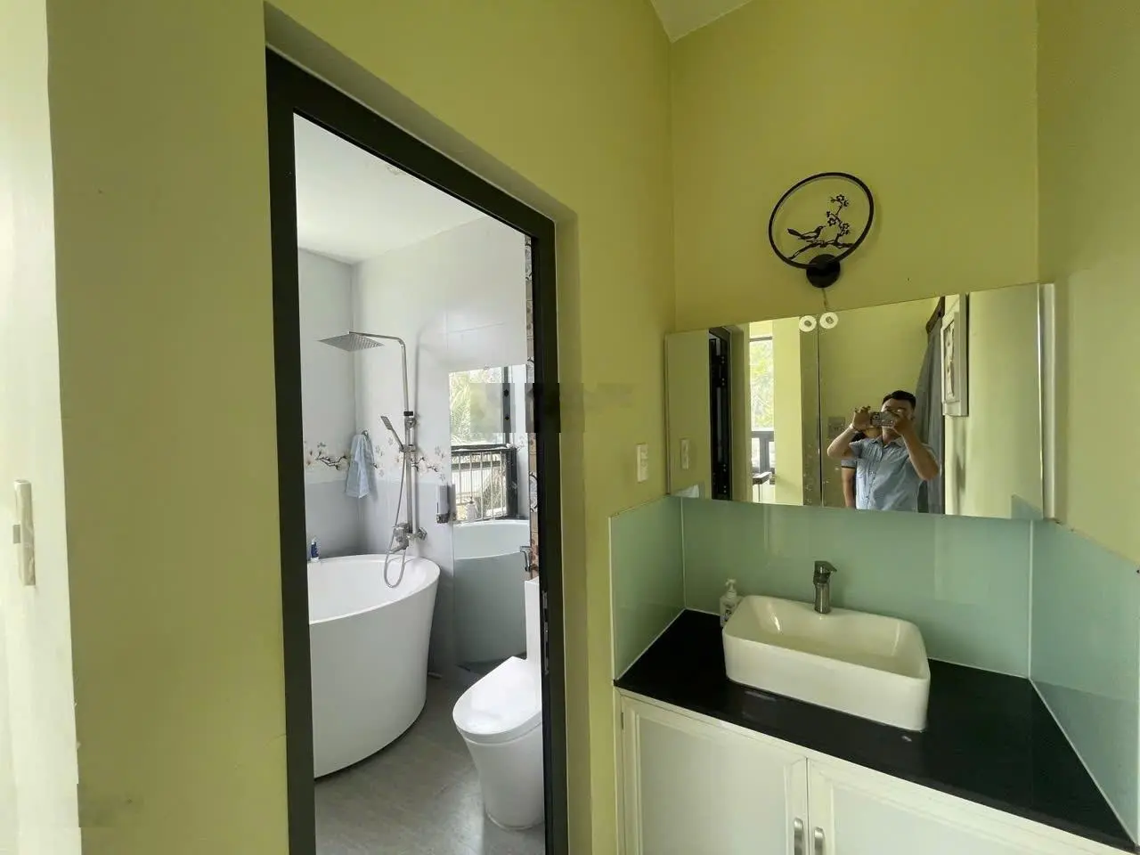 Bán nhà vườn 204m2 11x19m 8.7 tỷ ngay chung cư Ricca Gò Cát Q9 sổ hồng BST đường 8m vỉa hè