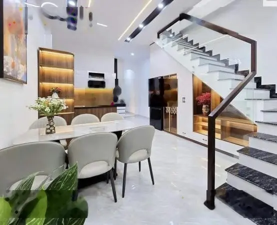 Cần bán gấp nhà Bùi Đình Tuý, P24, Bình Thạnh. DT 50,4m2. giá 2,4 tỷ