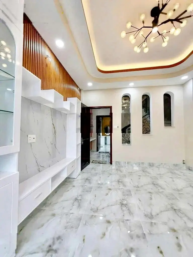 4 tầng-khu vip lê văn quới-xe hơi đỗ cửa-ngã tư 4 xã - 63m2 -nở hậu - tặng full nội thất-nhỉnh 6 tỷ