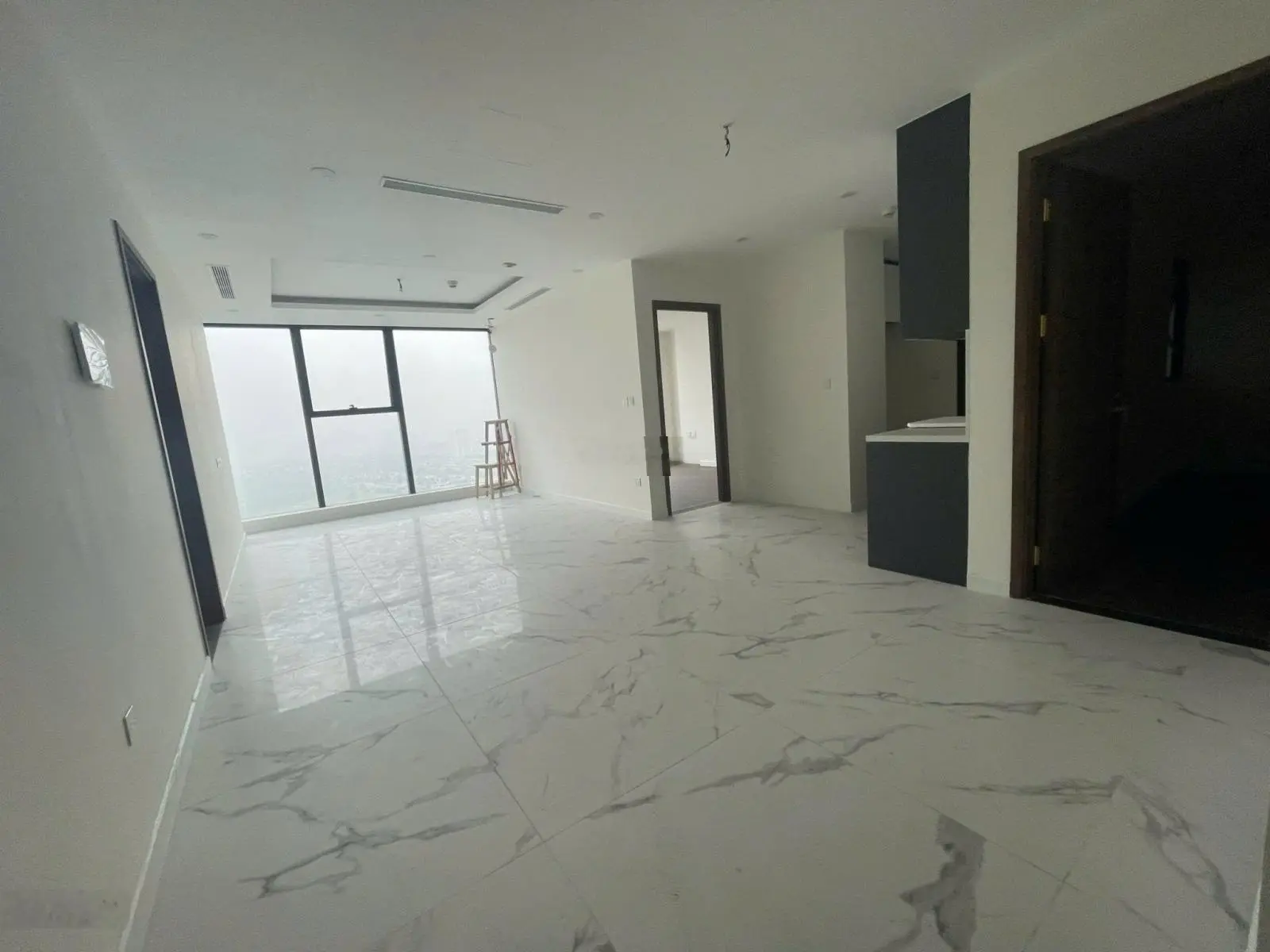 Siêu phẩm duy nhất tại Sunshine City, giá thỏa thuận, 200m2, 5 PN, 4 WC