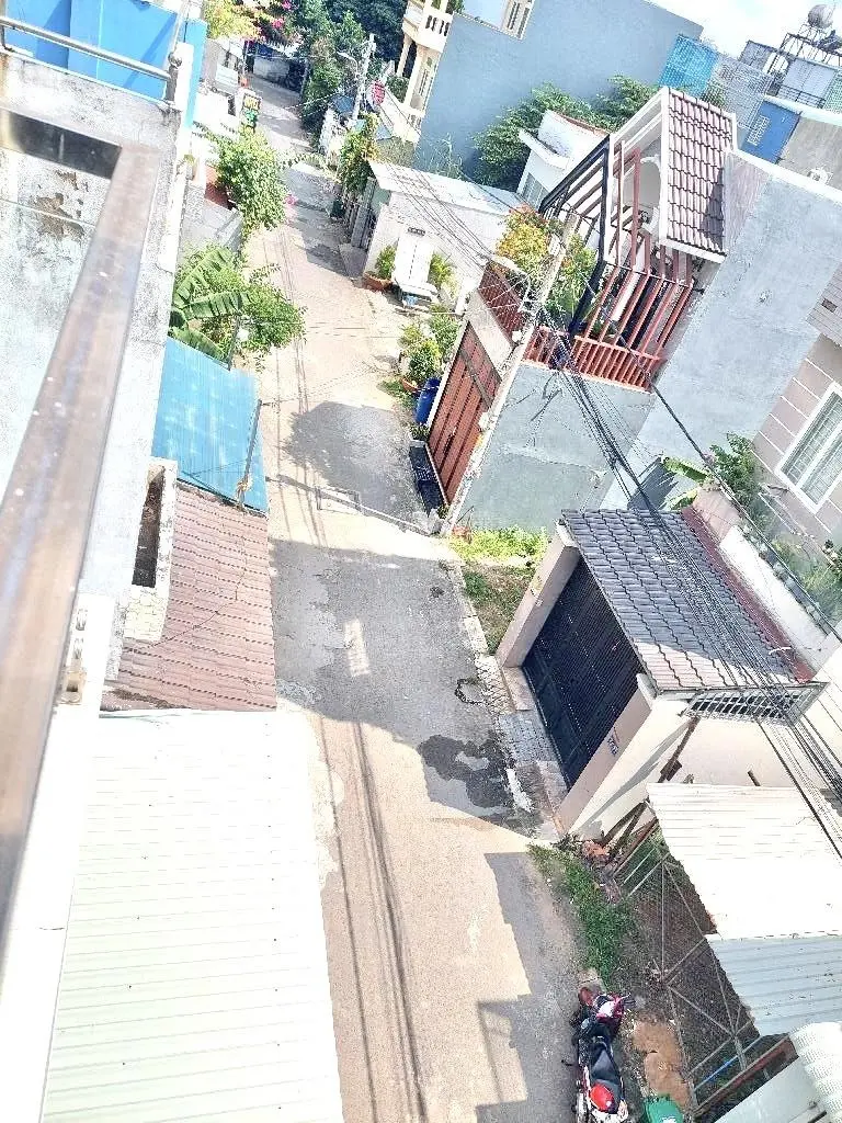 Nhà 3tầng 5x16m (pk, bếp, phòng thờ, 4pn, 4wc) ngay lã xuân oai - quận 9 - khu phân lô đẹp - hxh