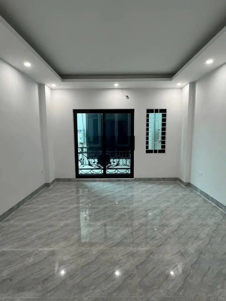 Bán Gấp Nhà Phố Hồ Tùng Mậu, Lê Đức Thọ, 35m, 5T, Giá 6.95 Tỷ, Sát Phố