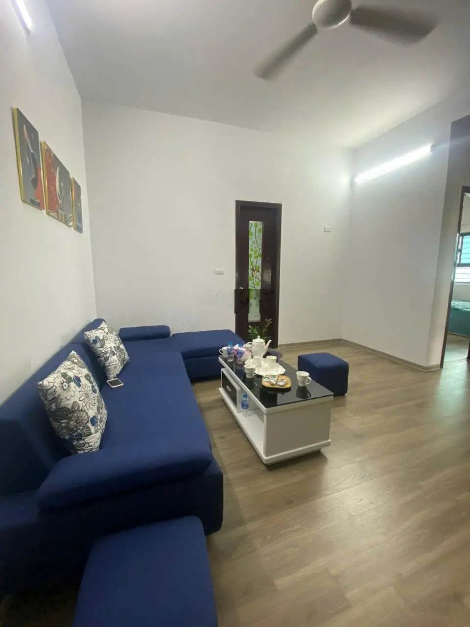Bán gấp căn hộ căn góc CT12 KVKL - nội thất mới cứng - sổ đỏ chính chủ-ban công mát mẻ-giá cực tốt