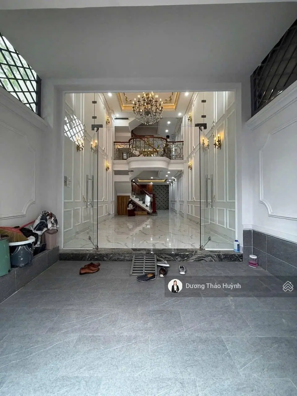 Bán nhà đẹp 5 tầng - tặng nội thất ngay Phạm Văn Đồng - Đường 8m thông - Hoàn công chuẩn có TL tốt