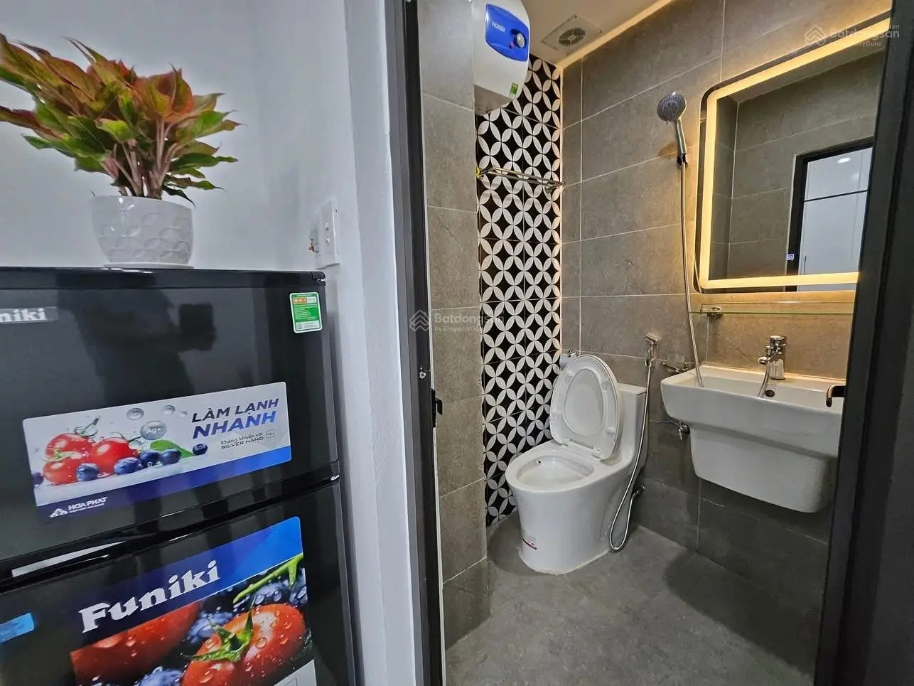 Ngonn! Toà CHDV Vương Thừa Vũ, 80m2*8T, MT 5M, 2 mặt thoáng, 24PKK, ngõ ô tô, dòng tiền 8%/năm