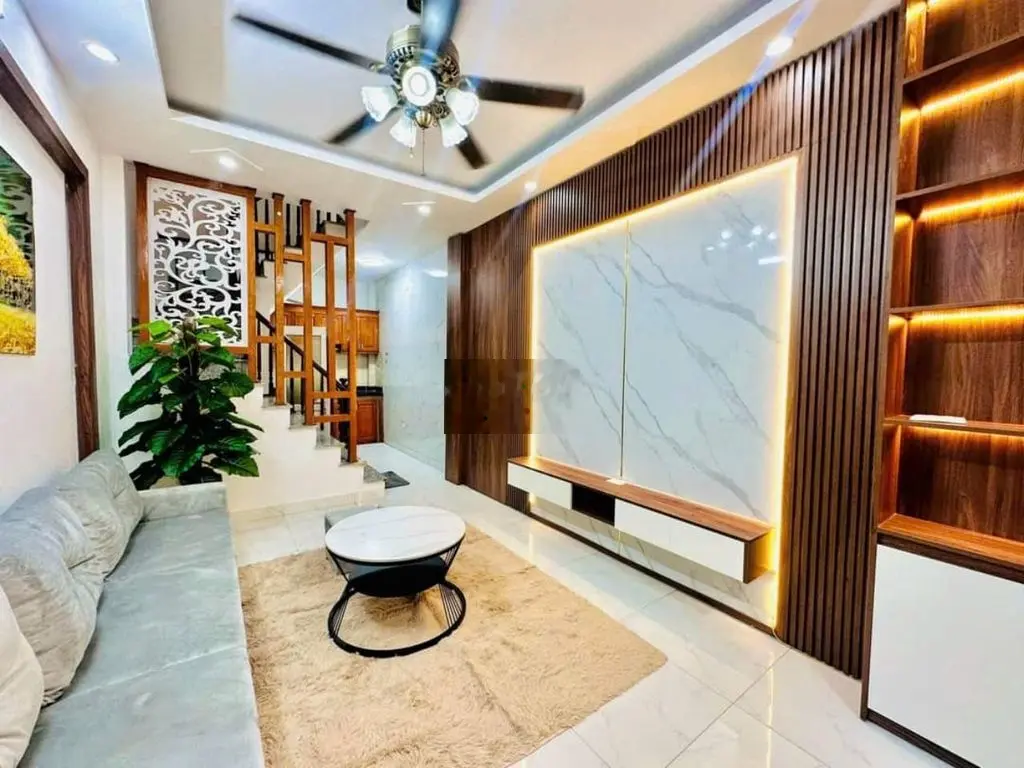 Bán nhà mặt ngõ cầu diễn, ô tô đỗ cửa, 38m, 5.5 tỷ