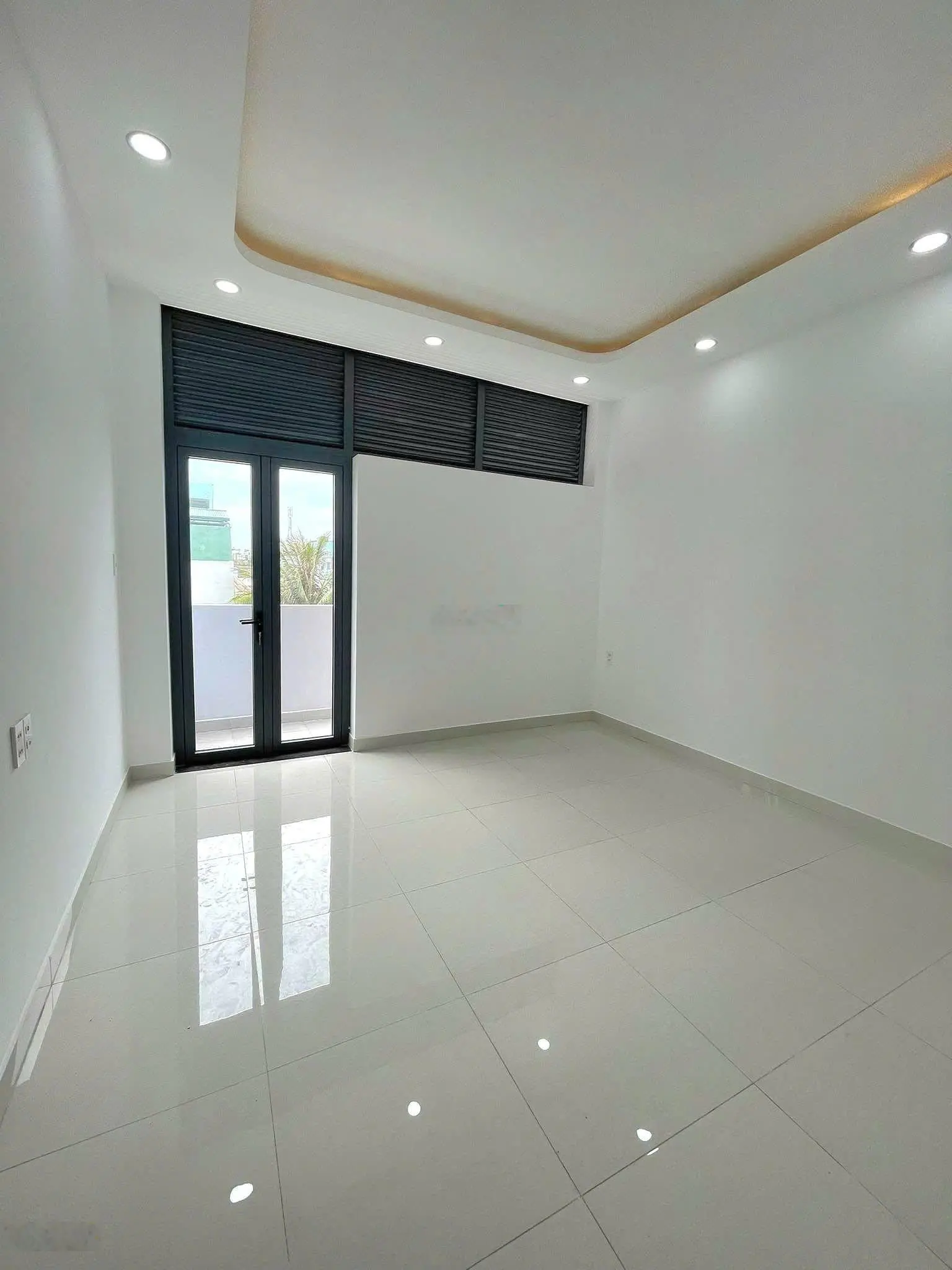Siêu phẩm nhà khu vip Âu Dương Lân, quận 8, 70m2, ngang 4,5m, 4 tầng hẻm xe hơi, sổ hồng chuẩn đẹp