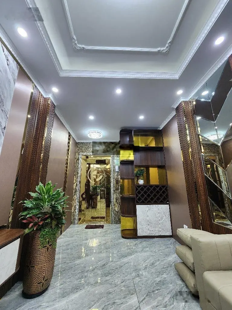 Bán nhà trung tâm Quận Hai Bà DT 38m2 6 tầng thang máy