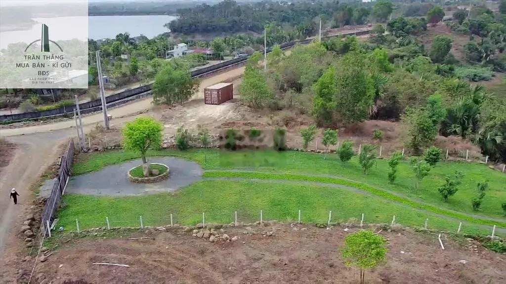 view Hồ Suối Rao -Nằm Ngay Khu Nghĩ Dưỡng Cao Cấp