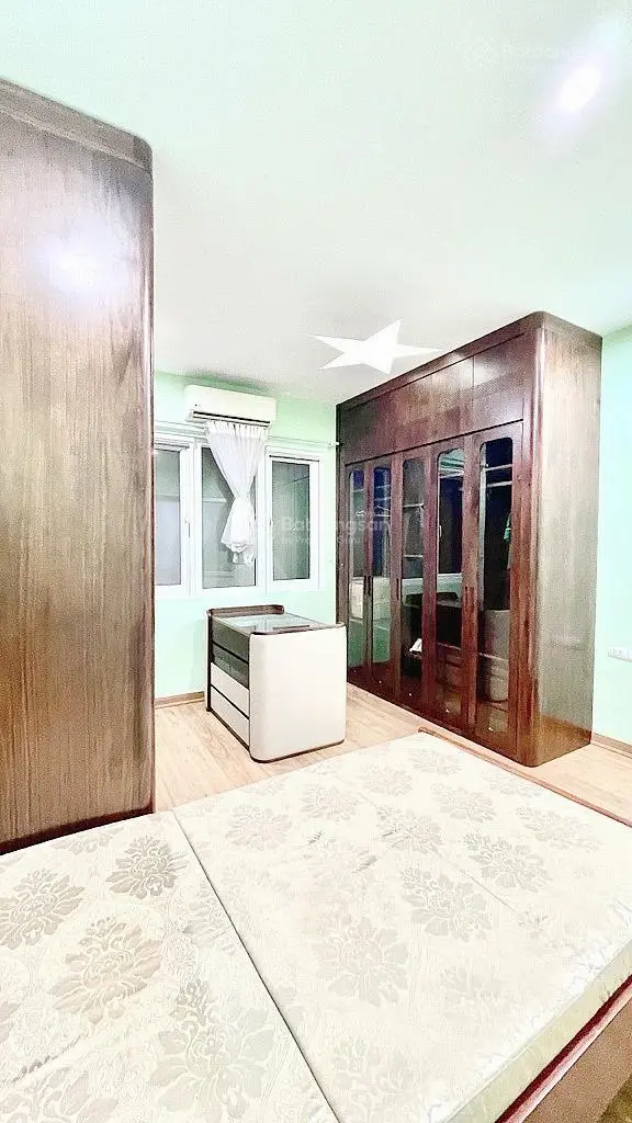 Phùng Chí Kiên , phân lô đường 2 ôtô tránh, ôtô đỗ cửa vào nhà , 65m2 , 6 tầng thang máy